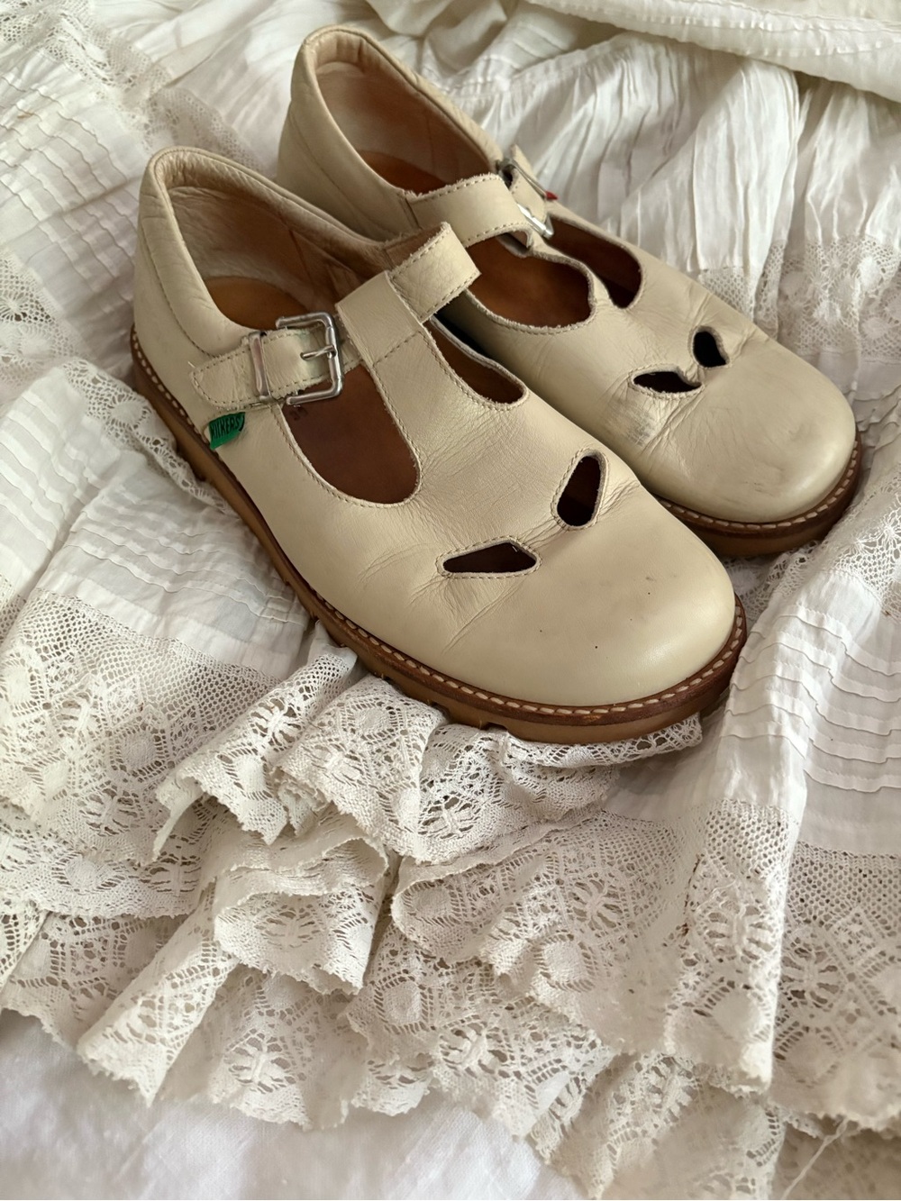 Vero Cuoio Cream Leather Mary Jane  Kickers 39